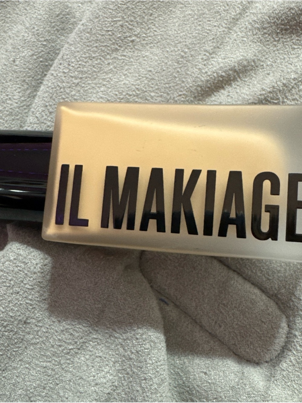 Il Makiage Woke Up Like This Flawless Base Foundation #75 & Black Eyeliner